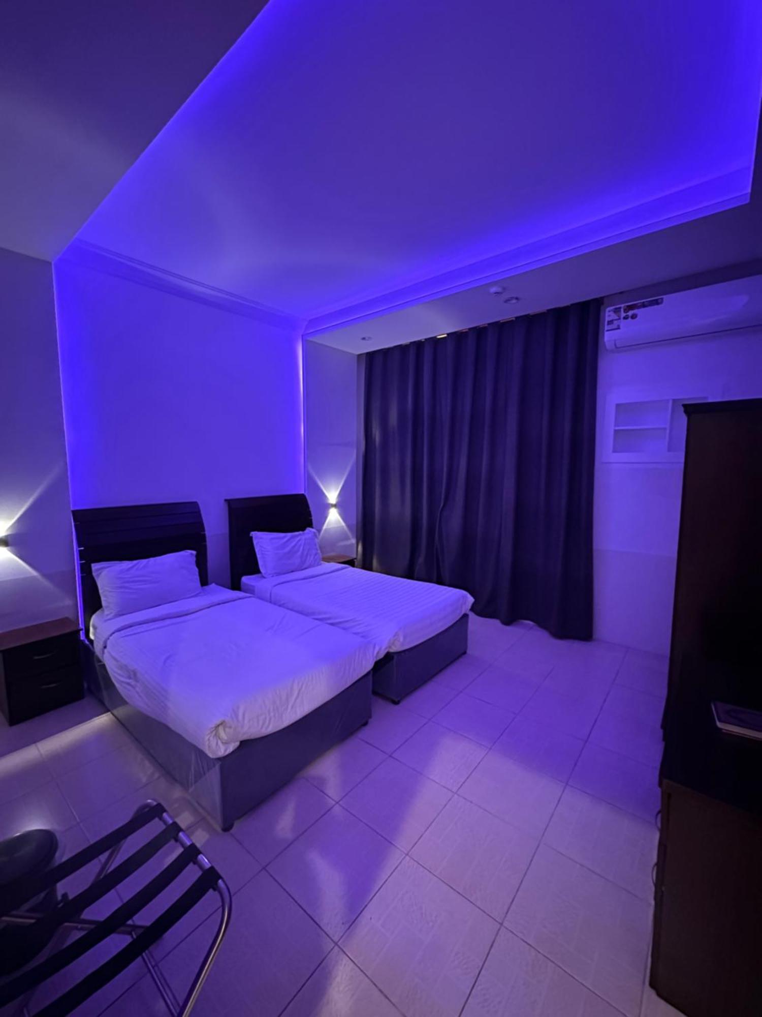الديوان النجدي للشقق المخدومة Apartment *